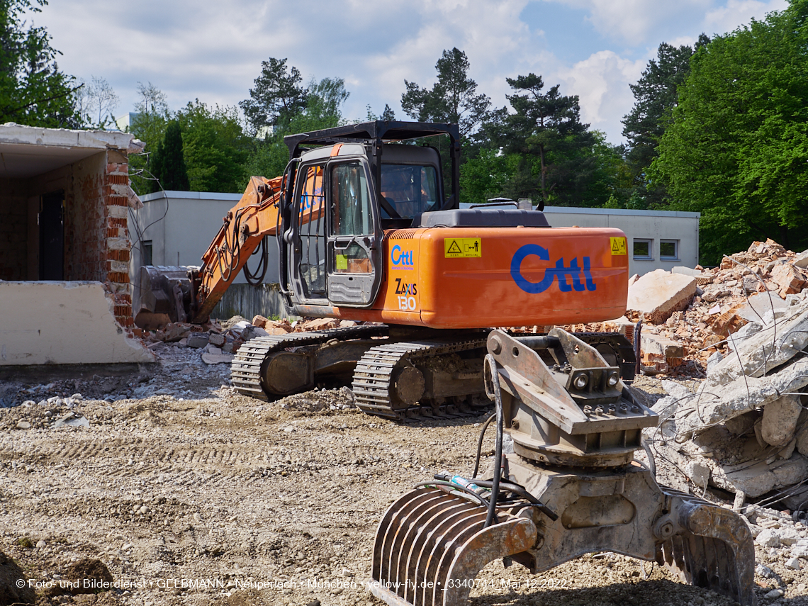 12.05.2022 - Baustelle am Haus für Kinder in Neuperlach